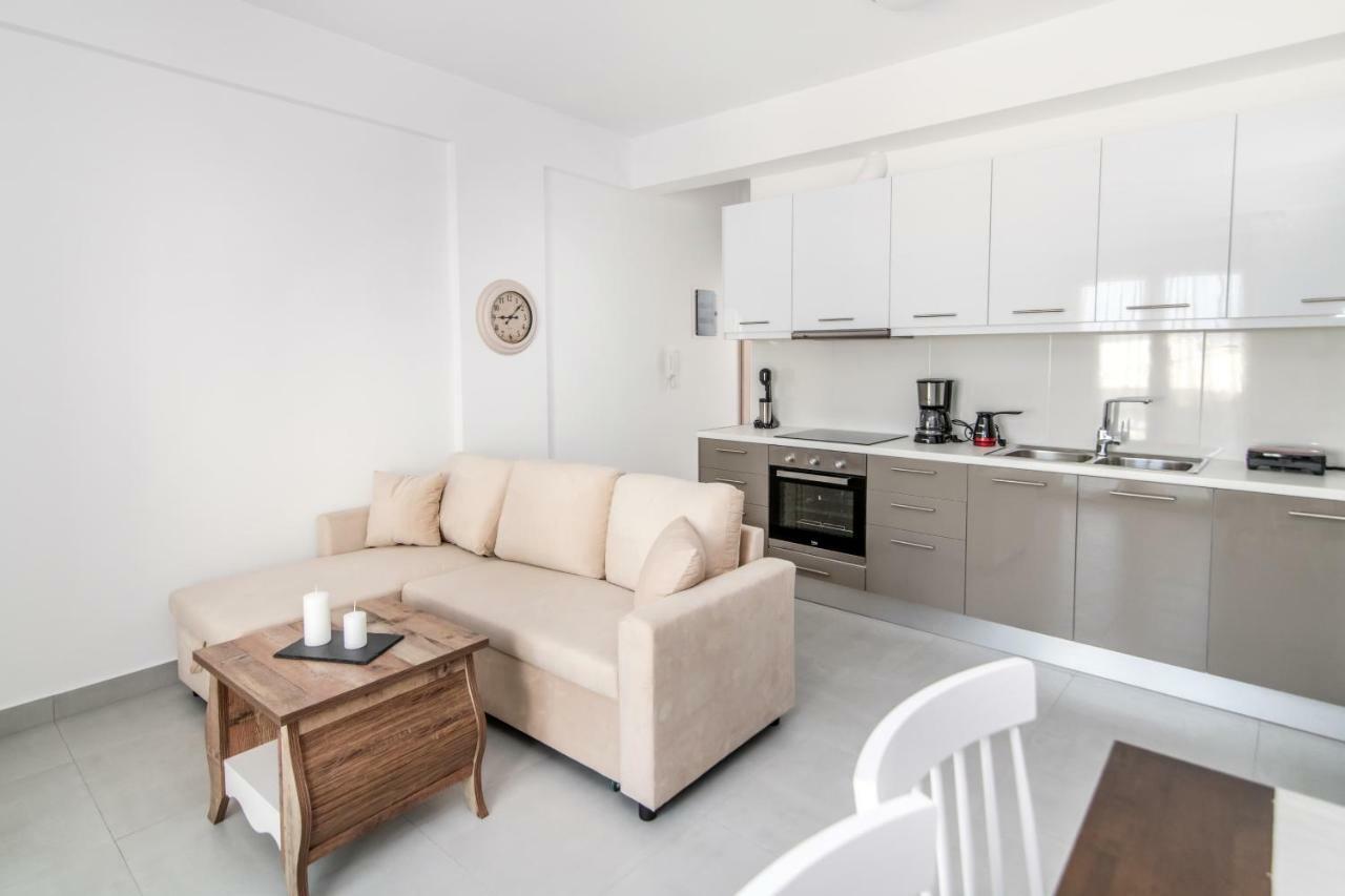 Lux 'N Comfort Apartments Тинос Экстерьер фото