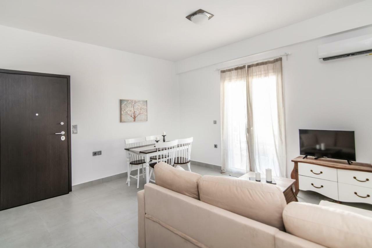 Lux 'N Comfort Apartments Тинос Экстерьер фото