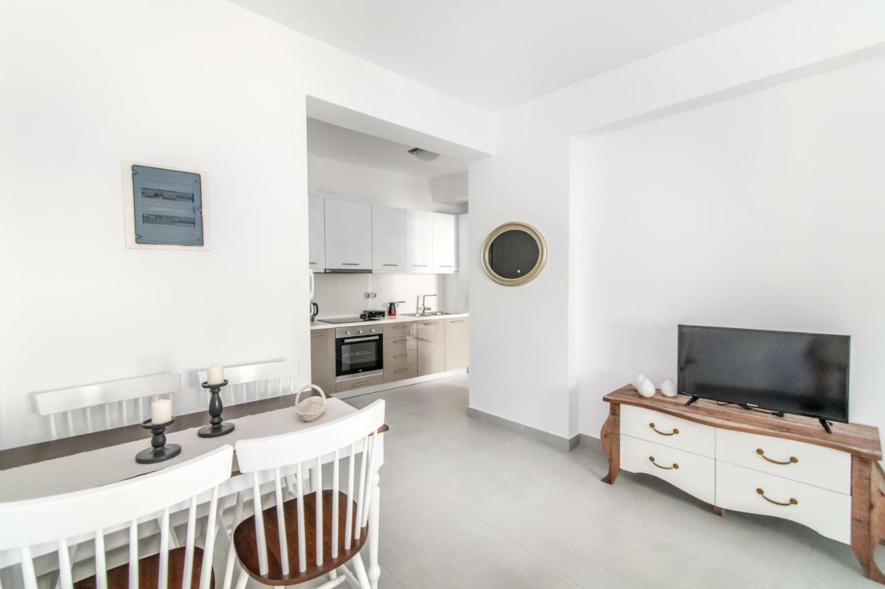 Lux 'N Comfort Apartments Тинос Экстерьер фото