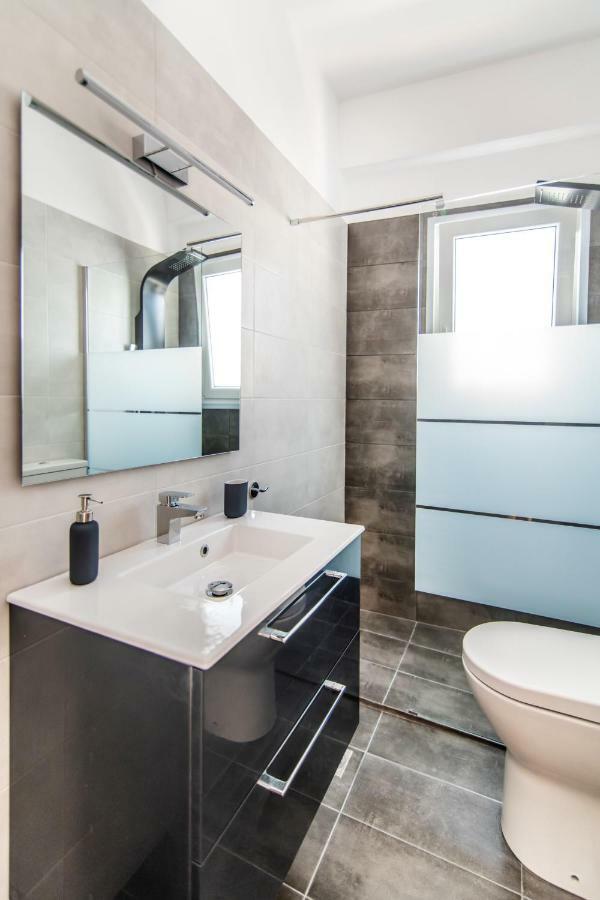 Lux 'N Comfort Apartments Тинос Экстерьер фото
